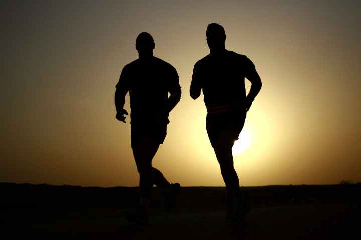 runners-silhouettes-athletes-fitness-39308.jpeg